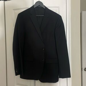 Hugo Boss mens black sport coat 40R. Super 100 wool